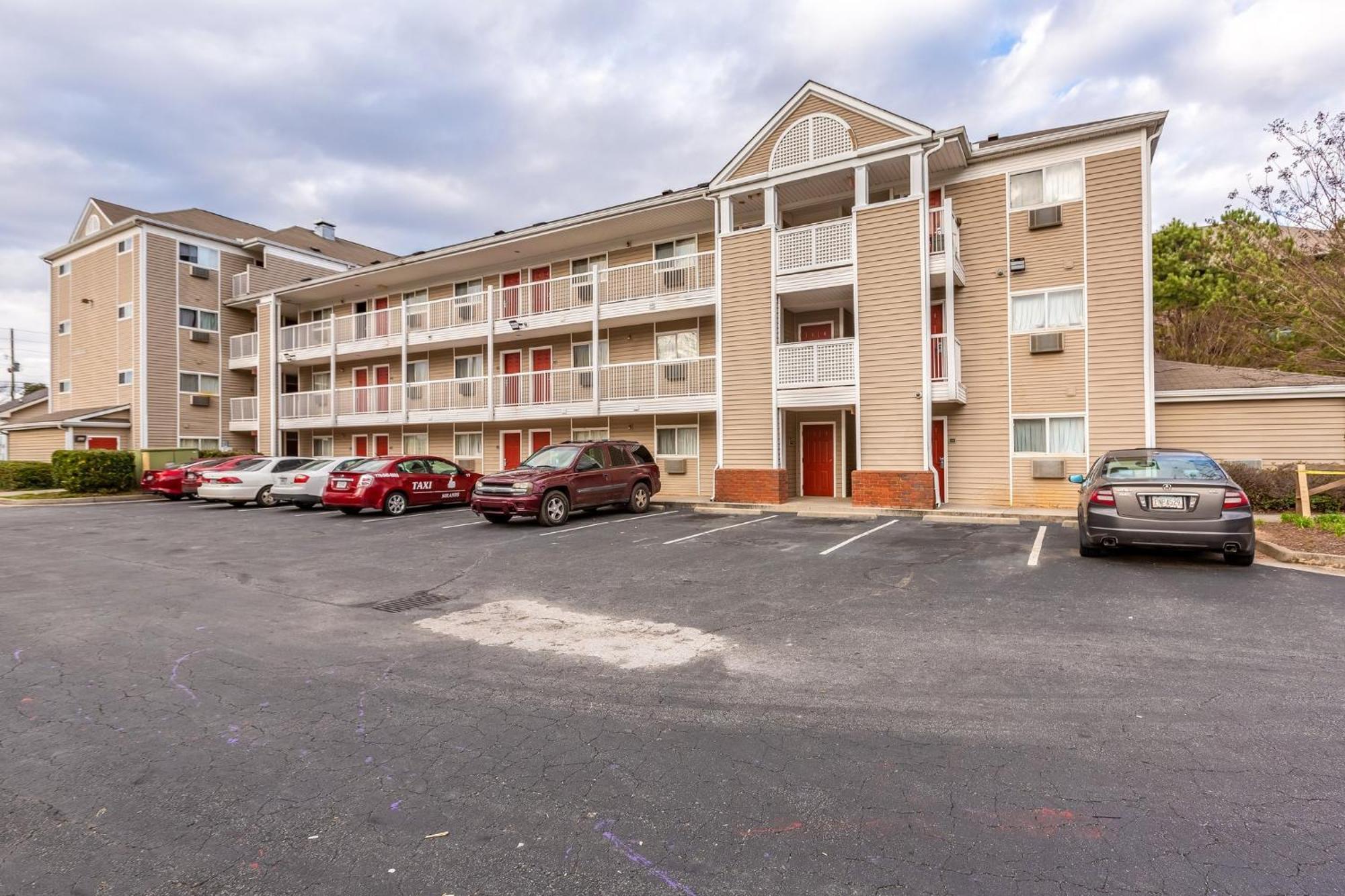 Hometowne Studios By Red Roof Gainesville, Ga Екстер'єр фото